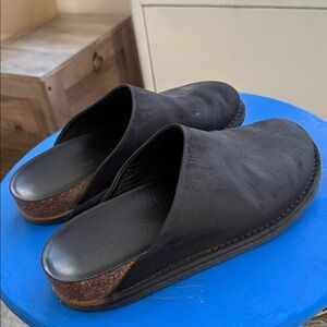 Jenni Kayne Black Leather Slip-On Clogs